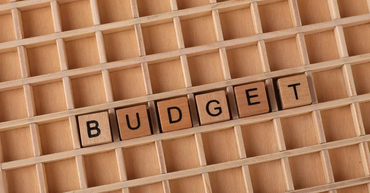Réparations auto petit budget : Optimisez votre budget