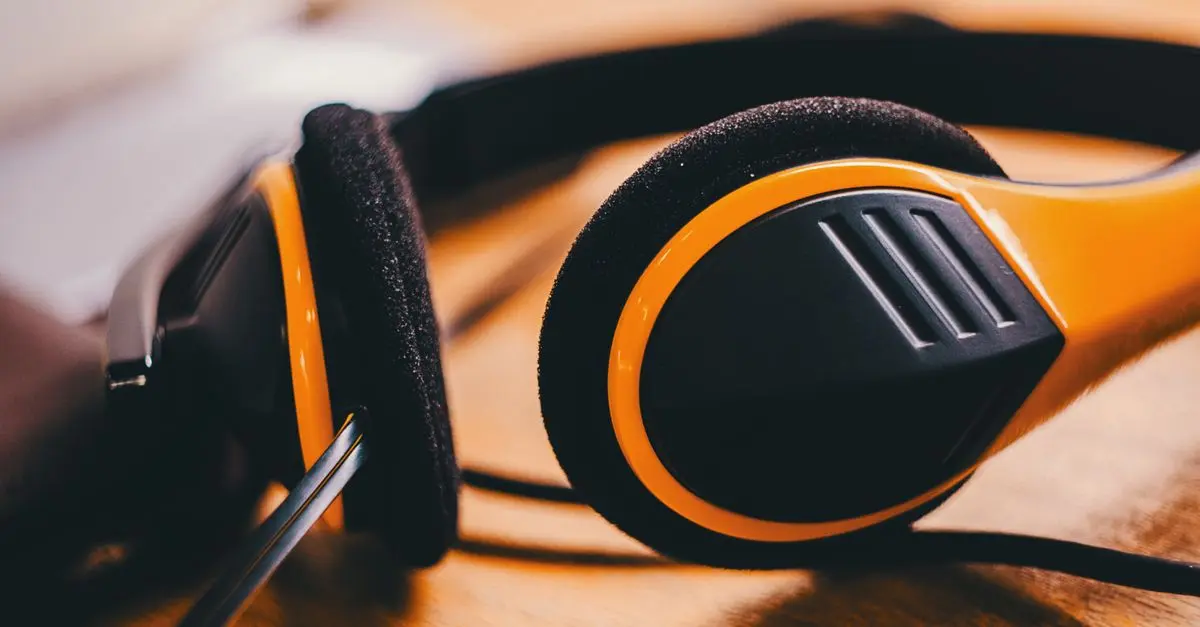 Best HiFi Headphones Buying Guide