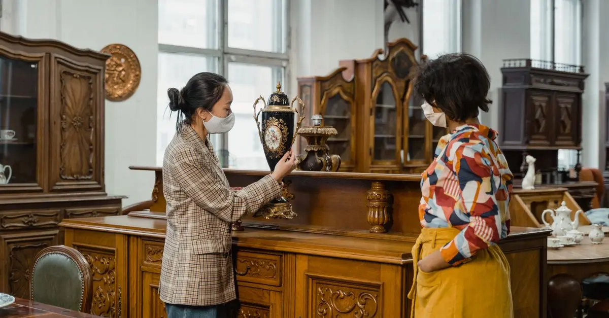 Guide Complet sur les Meubles Anciens