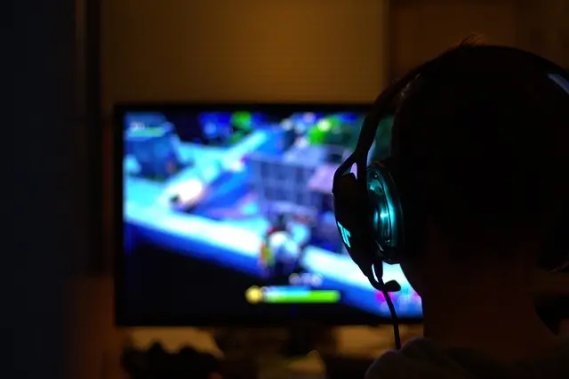 Top Accessories for Gaming Phones - Ultimate Buying Guide
